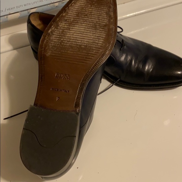 Hugo Boss dress shoes - Picture 5 of 5